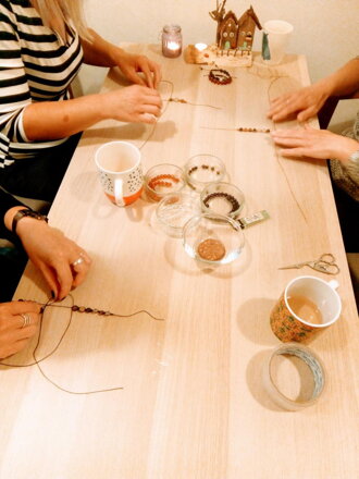 Workshop výroba shamballa náramků z minerálů